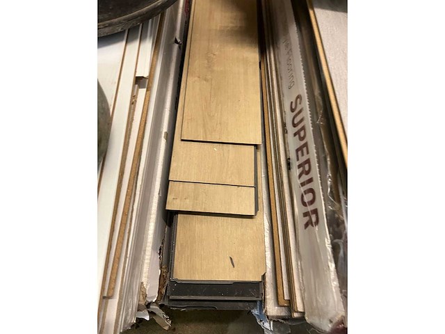 Diverse bouwmaterialen hout / balken - afbeelding 8 van  33