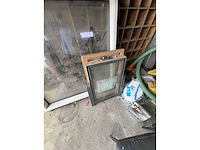 Diverse bouwmaterialen ramen deuren trap - afbeelding 7 van  23