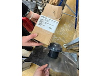 Diverse bouwmaterialen ramen deuren trap - afbeelding 11 van  23