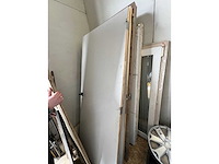 Diverse bouwmaterialen ramen deuren trap - afbeelding 23 van  23