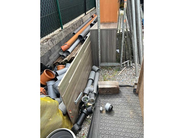 Diverse bouwmaterialen sanitair - afbeelding 6 van  22