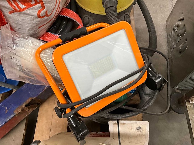 Diverse bouwmaterialen - afbeelding 9 van  21