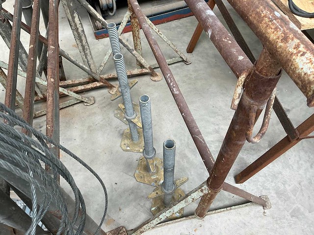 Diverse bouwmaterialen - afbeelding 3 van  9