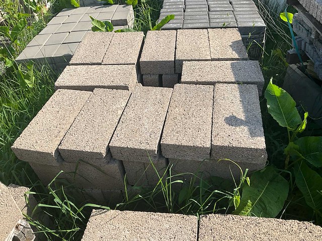 Diverse bouwmaterialen - afbeelding 19 van  32