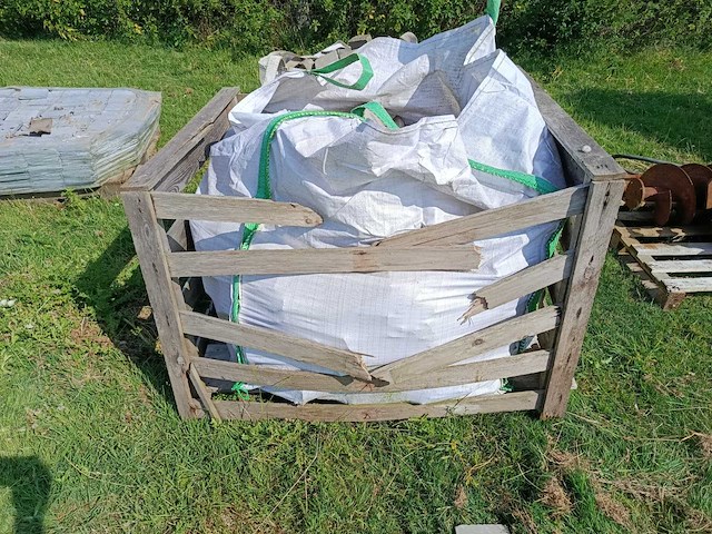 Diverse bouwmaterialen - afbeelding 2 van  3