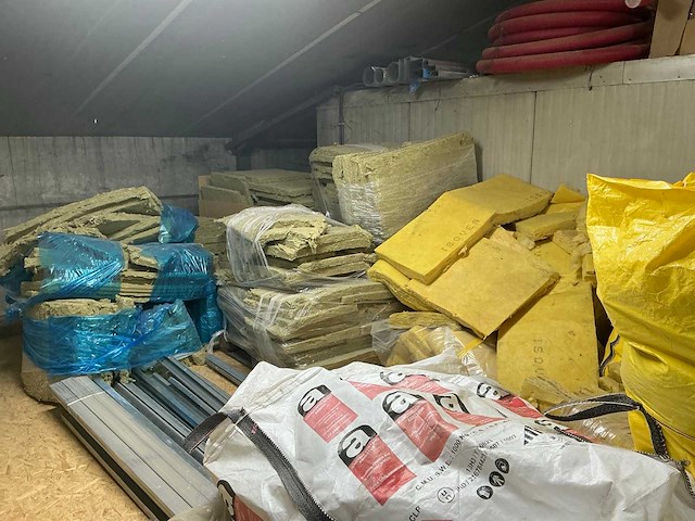 Diverse bouwmaterialen - afbeelding 1 van  6
