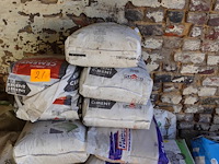 Diverse bouwmaterialen - afbeelding 1 van  7