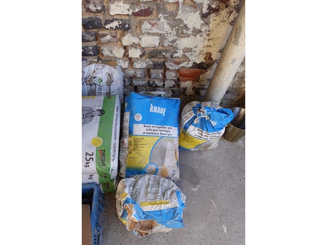 Diverse bouwmaterialen - afbeelding 2 van  7