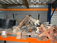 Diverse bouwmaterialen - afbeelding 1 van  10