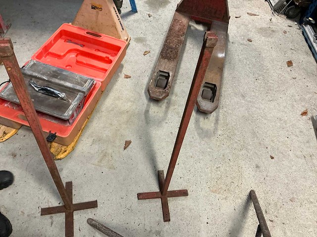 Diverse bouwmaterialen - afbeelding 10 van  10