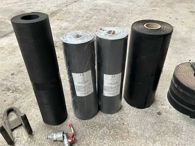 Diverse bouwmaterialen - afbeelding 2 van  12