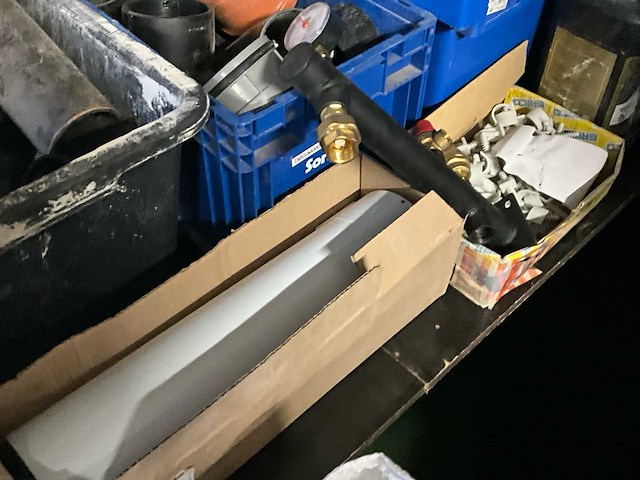 Diverse bouwmaterialen - afbeelding 7 van  20