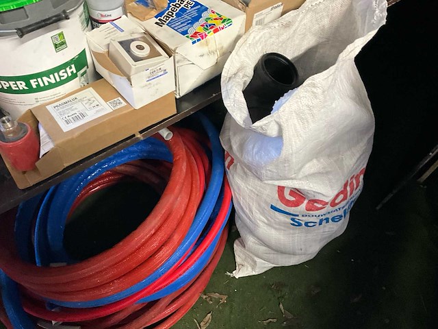 Diverse bouwmaterialen - afbeelding 15 van  20