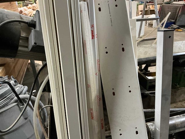 Diverse bouwmaterialen - afbeelding 7 van  15