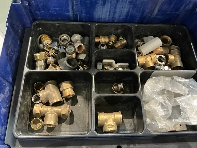 Diverse bouwmaterialen - afbeelding 4 van  10