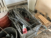 Diverse bouwmaterialen - afbeelding 2 van  12