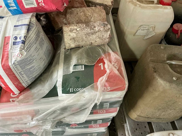 Diverse bouwmaterialen - afbeelding 10 van  12