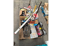 Diverse bouwmaterialen - afbeelding 1 van  2