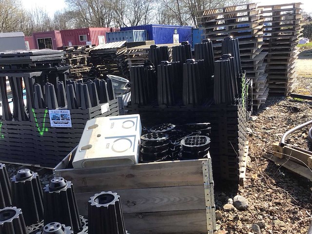 Diverse bouwmaterialen - afbeelding 2 van  8