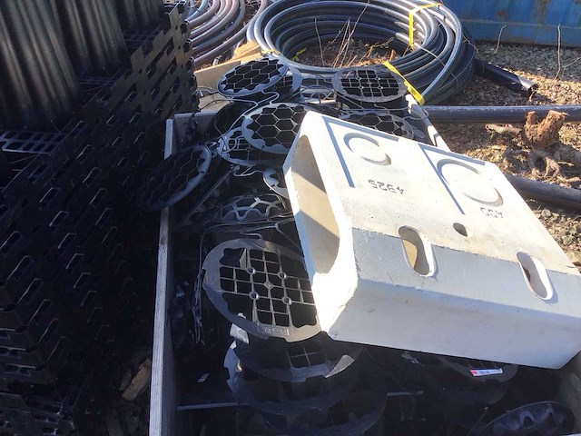 Diverse bouwmaterialen - afbeelding 7 van  8