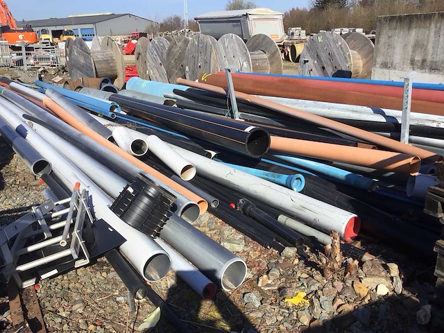 Diverse bouwmaterialen - afbeelding 1 van  7