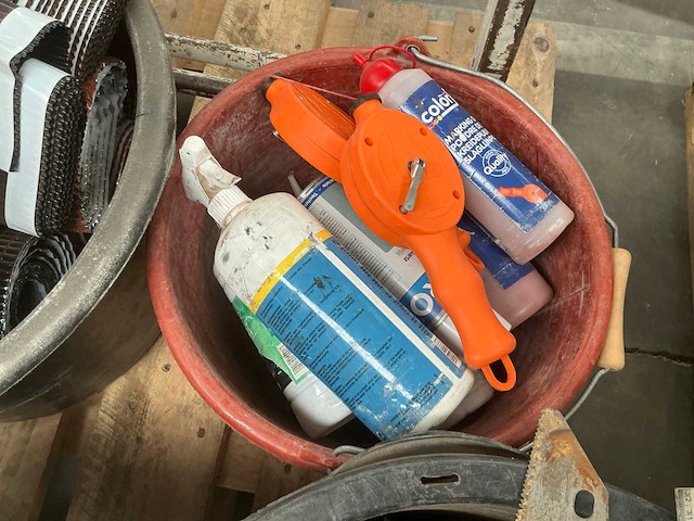 Diverse bouwmaterialen - afbeelding 4 van  12