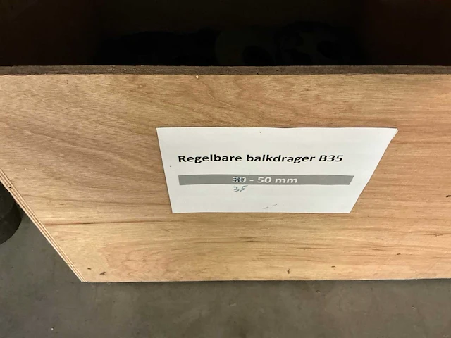 Diverse bouwmaterialen - afbeelding 19 van  19