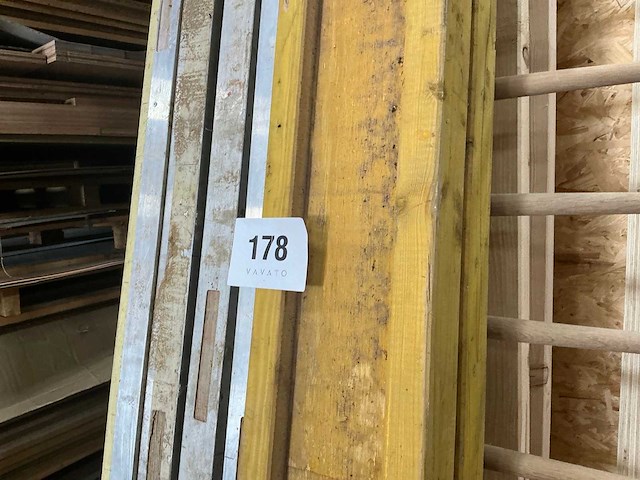 Diverse bouwmaterialen - afbeelding 2 van  3