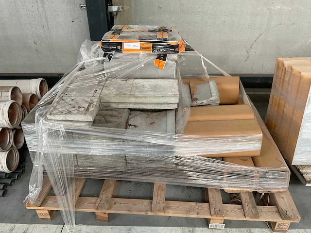 Diverse bouwmaterialen - afbeelding 2 van  3