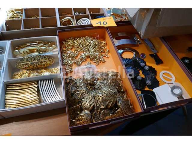 Diverse broekriem onderdelen - afbeelding 2 van  6