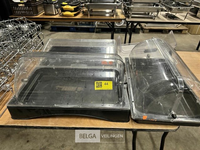 Diverse buffetdisplay's - afbeelding 1 van  4