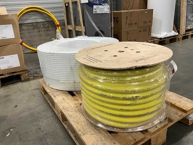 Diverse buizen - afbeelding 1 van  7