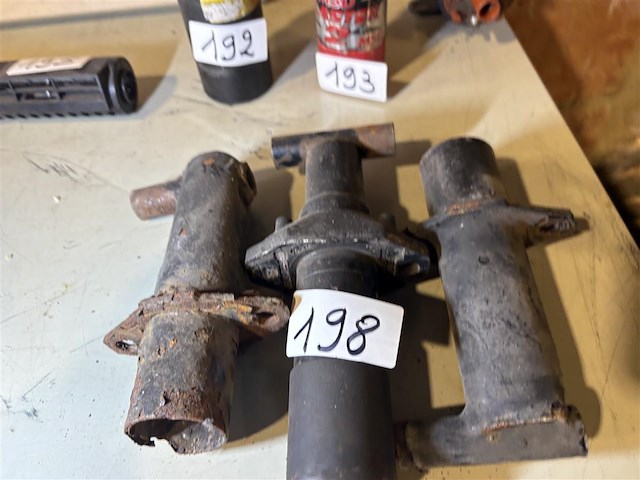 Diverse bumpersteunen - afbeelding 1 van  2