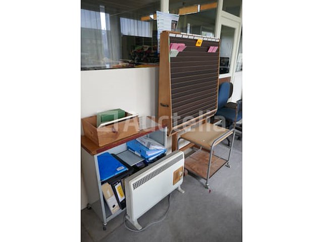 Diverse bureaumeubilair - afbeelding 5 van  7