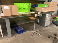 Diverse bureaus (3x) - afbeelding 2 van  4