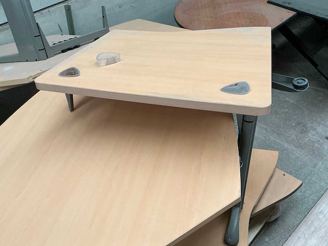 Diverse bureautafel (3x) - afbeelding 2 van  4