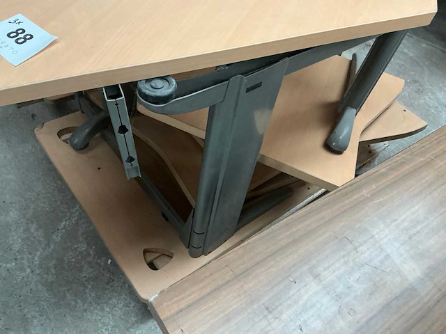 Diverse bureautafel (3x) - afbeelding 4 van  4
