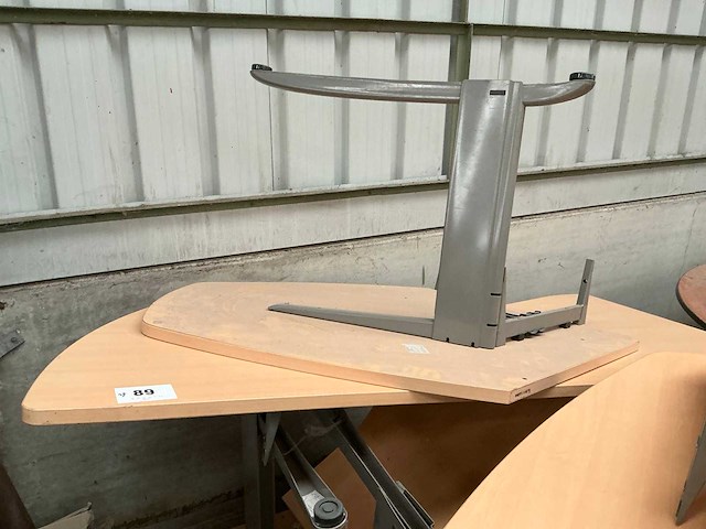 Diverse bureautafel (3x) - afbeelding 1 van  3