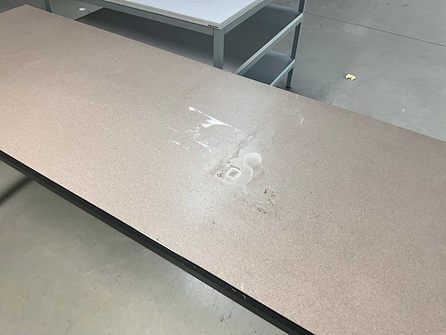 Diverse bureautafels (6x) - afbeelding 5 van  9