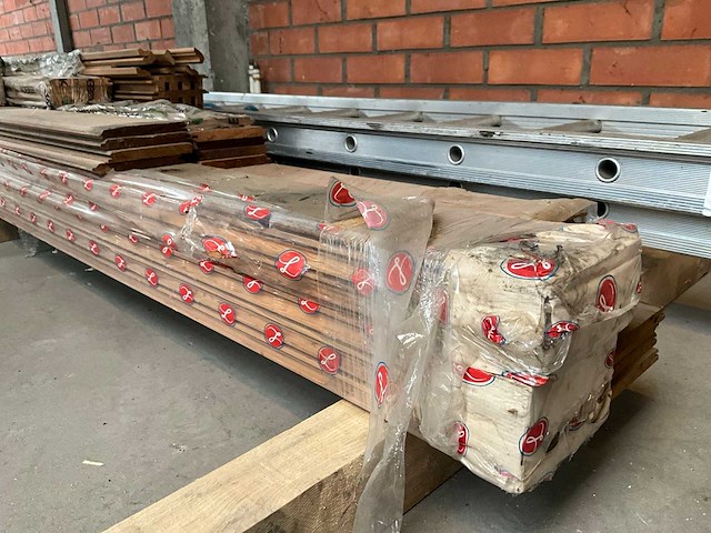 Diverse ceder planchetten - afbeelding 3 van  8