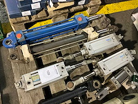 Diverse cilinders (15x) - afbeelding 2 van  5