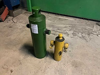 Diverse cilinders (2x) - afbeelding 1 van  5