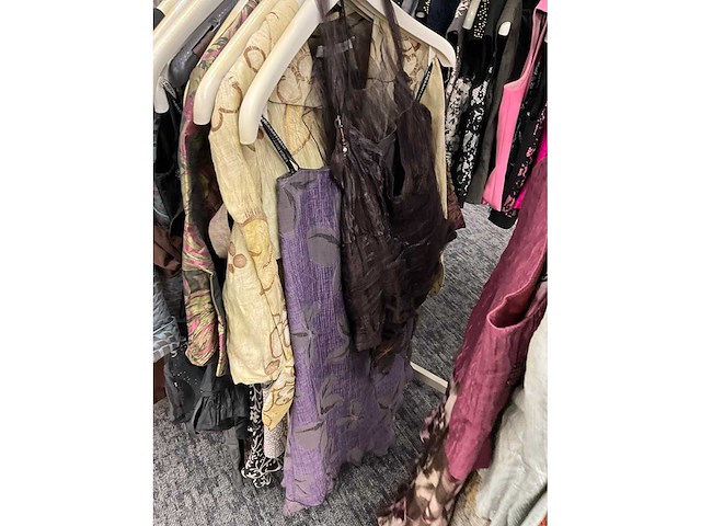 Diverse cocktailjurken/sets (118x) - afbeelding 9 van  105