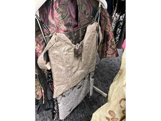 Diverse cocktailjurken/sets (118x) - afbeelding 11 van  105