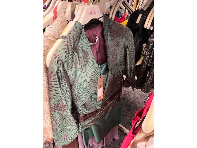 Diverse cocktailjurken/sets (118x) - afbeelding 26 van  105