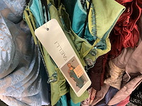 Diverse cocktailjurken/sets (118x) - afbeelding 105 van  105