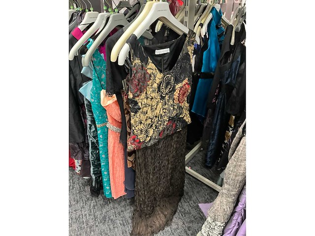 Diverse cocktailjurken/sets (173x) - afbeelding 9 van  134