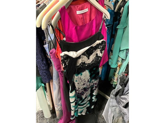 Diverse cocktailjurken/sets (173x) - afbeelding 81 van  134