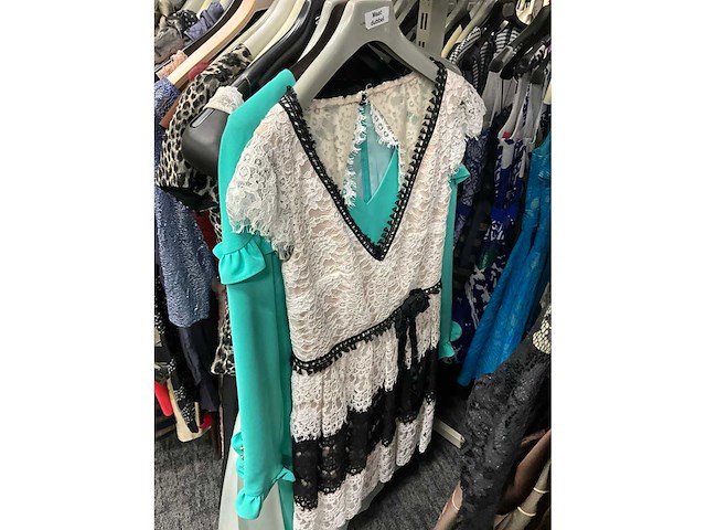 Diverse cocktailjurken/sets (173x) - afbeelding 89 van  134