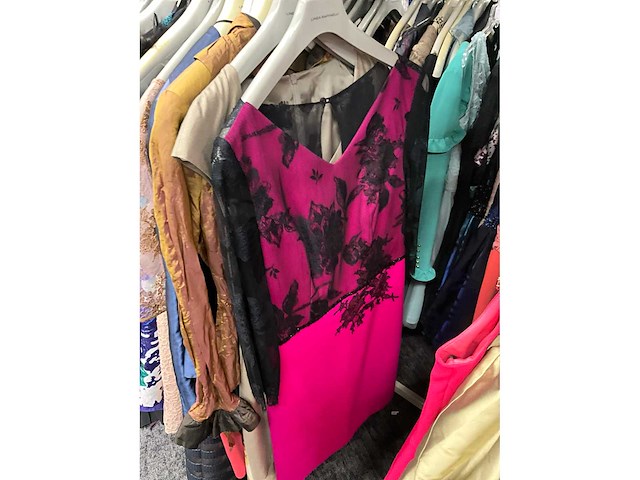 Diverse cocktailjurken/sets (173x) - afbeelding 104 van  134